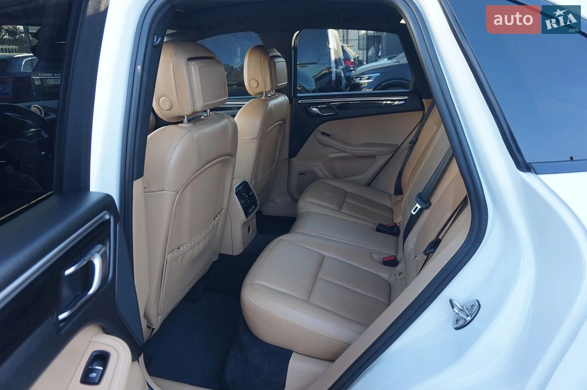 2016 Porsche Macan - мініатюра 24