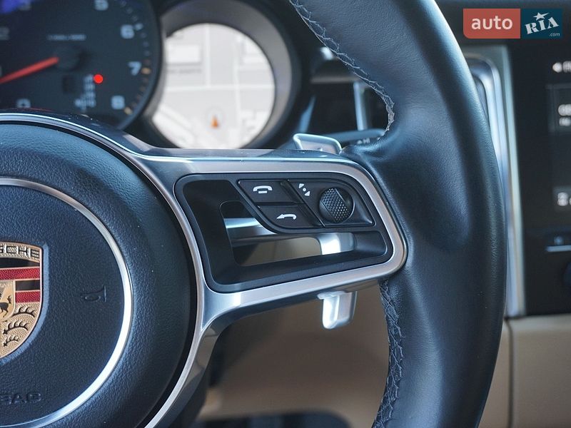 Внедорожник / Кроссовер Porsche Macan 2016 в Одессе