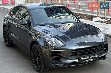 Внедорожник / Кроссовер Porsche Macan 2016 в Киеве