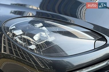 Внедорожник / Кроссовер Porsche Macan 2016 в Киеве