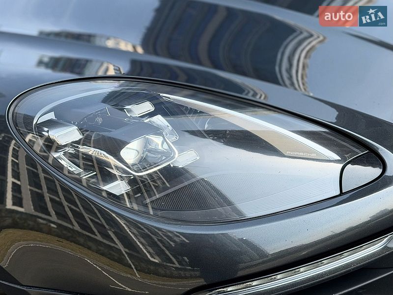 Внедорожник / Кроссовер Porsche Macan 2016 в Киеве