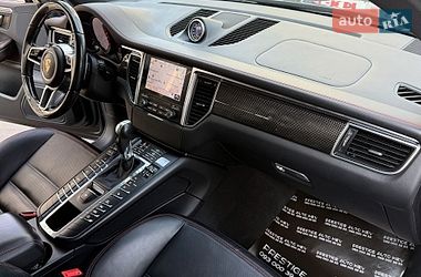 Внедорожник / Кроссовер Porsche Macan 2016 в Киеве