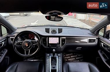 Внедорожник / Кроссовер Porsche Macan 2016 в Киеве