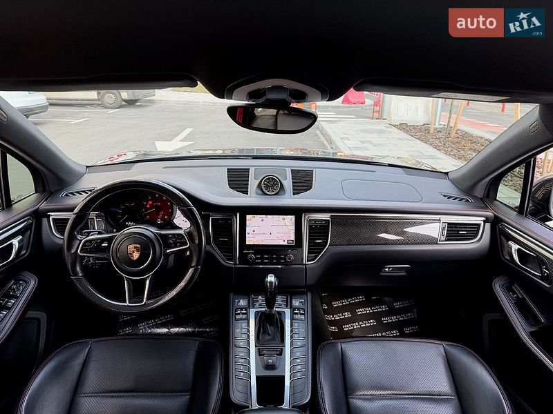 Внедорожник / Кроссовер Porsche Macan 2016 в Киеве