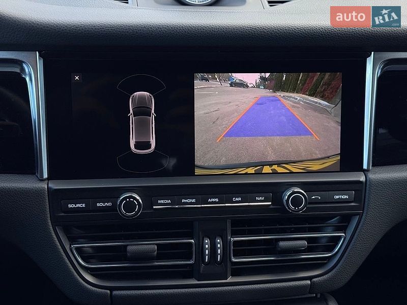Внедорожник / Кроссовер Porsche Macan 2020 в Киеве