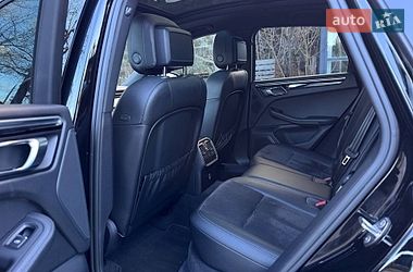 Внедорожник / Кроссовер Porsche Macan 2020 в Киеве