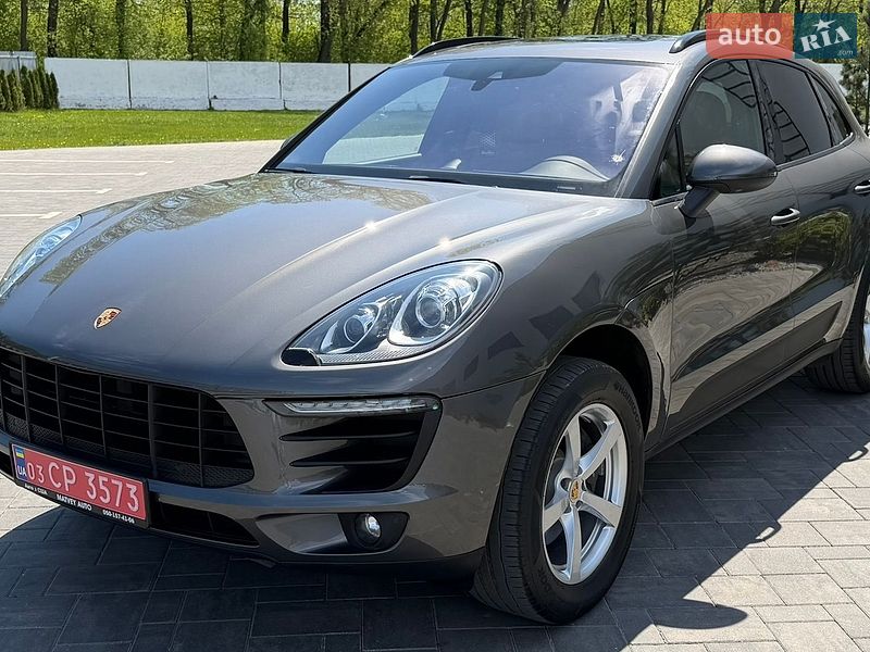 Внедорожник / Кроссовер Porsche Macan 2018 в Луцке