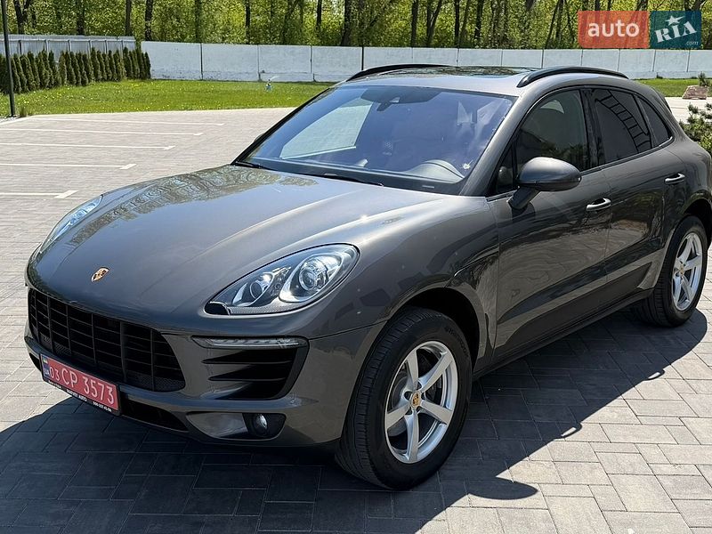 Внедорожник / Кроссовер Porsche Macan 2018 в Луцке