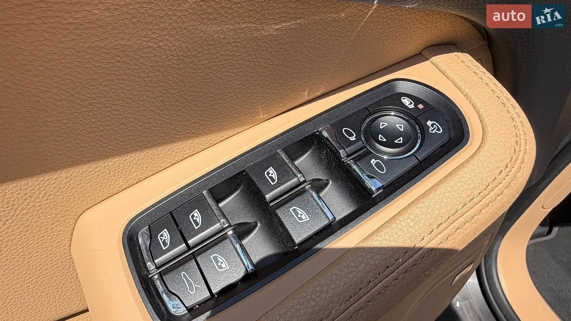 2018 Porsche Macan - мініатюра 39