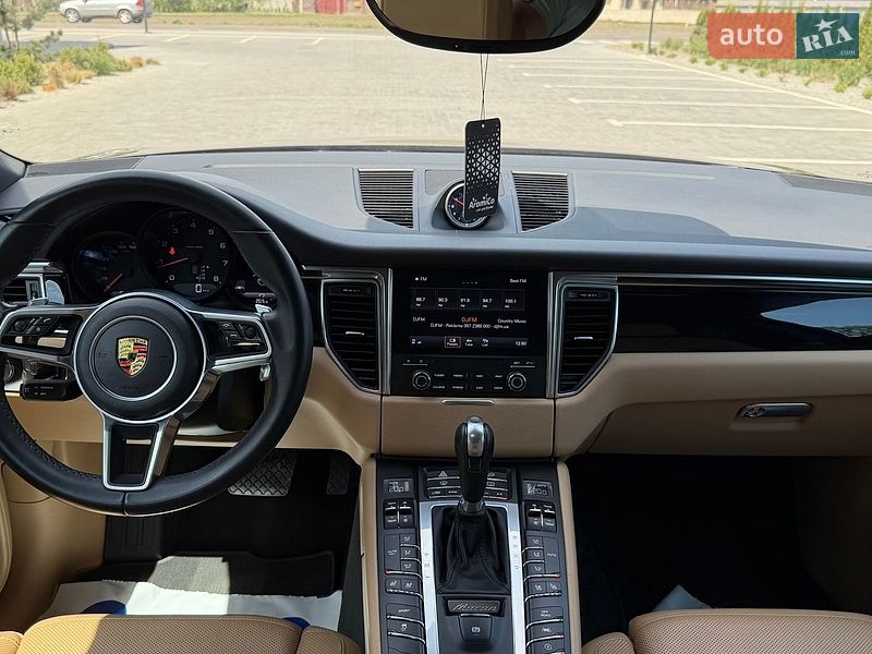 Внедорожник / Кроссовер Porsche Macan 2018 в Луцке