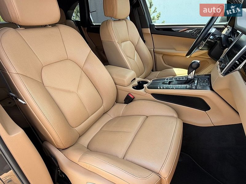 Внедорожник / Кроссовер Porsche Macan 2018 в Луцке