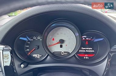 Внедорожник / Кроссовер Porsche Macan 2014 в Киеве