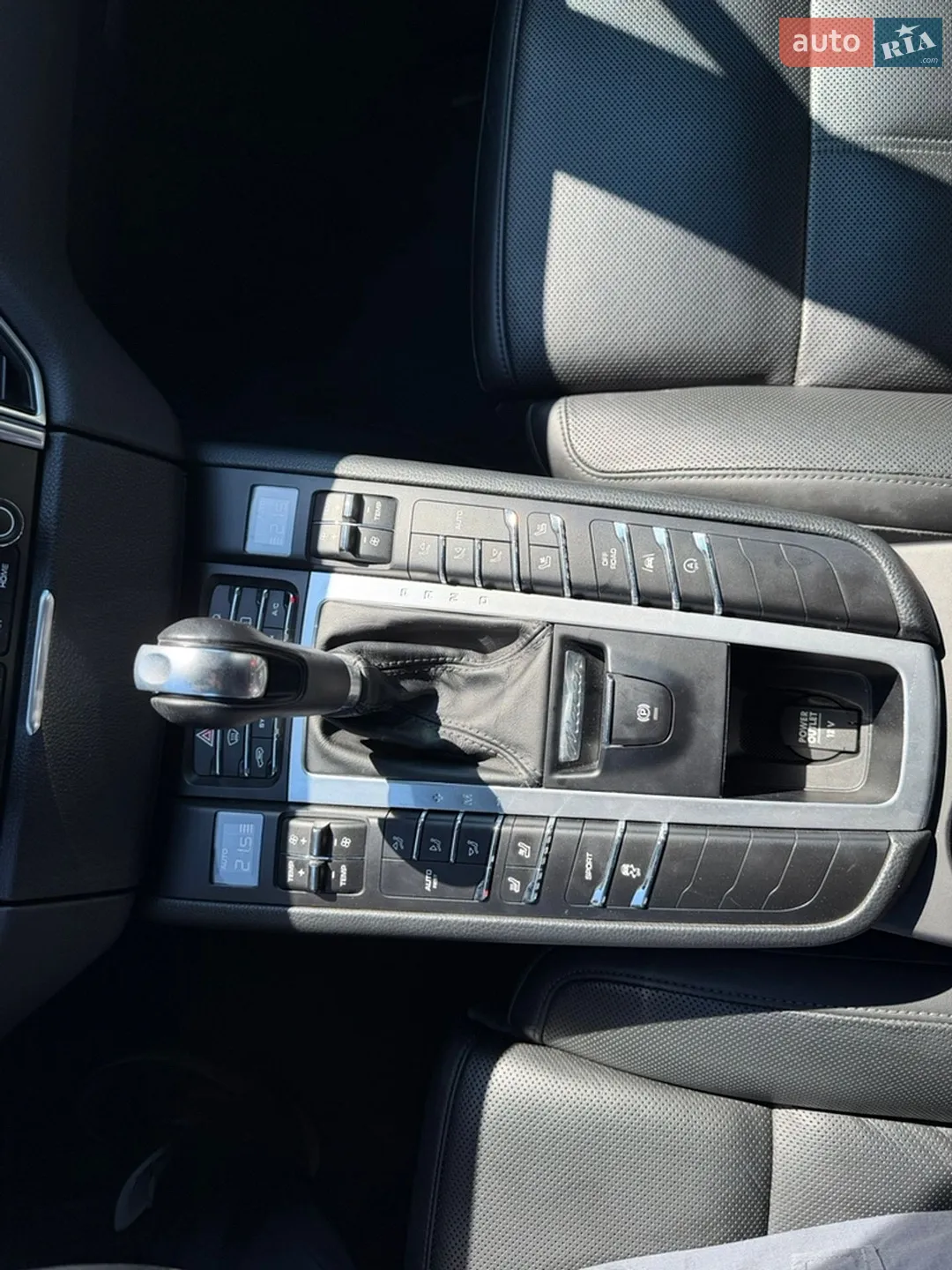 2018 Porsche Macan - мініатюра 9
