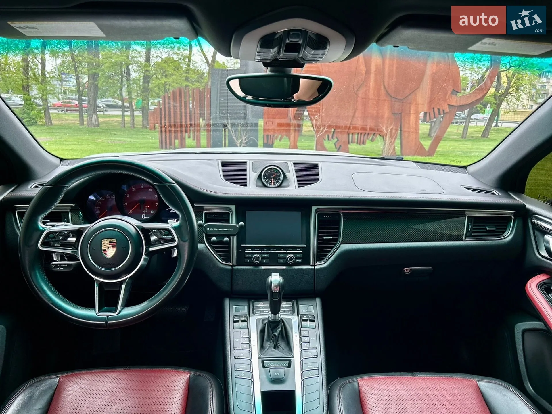 2015 Porsche Macan - мініатюра 16
