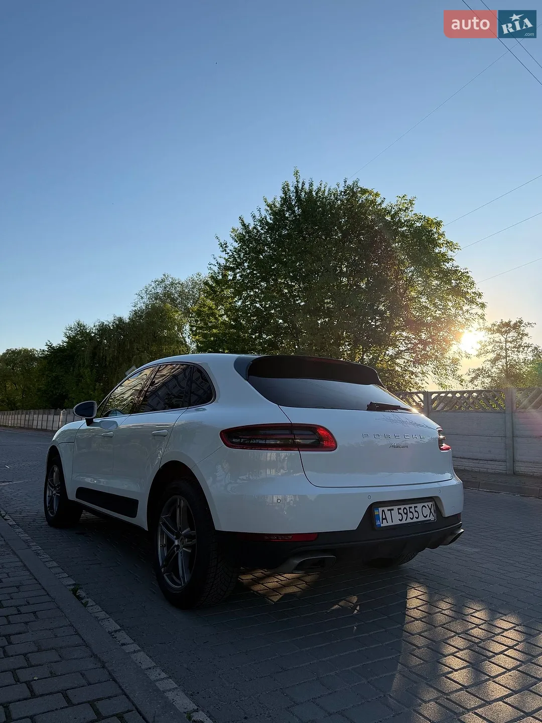 2017 Porsche Macan - мініатюра 6