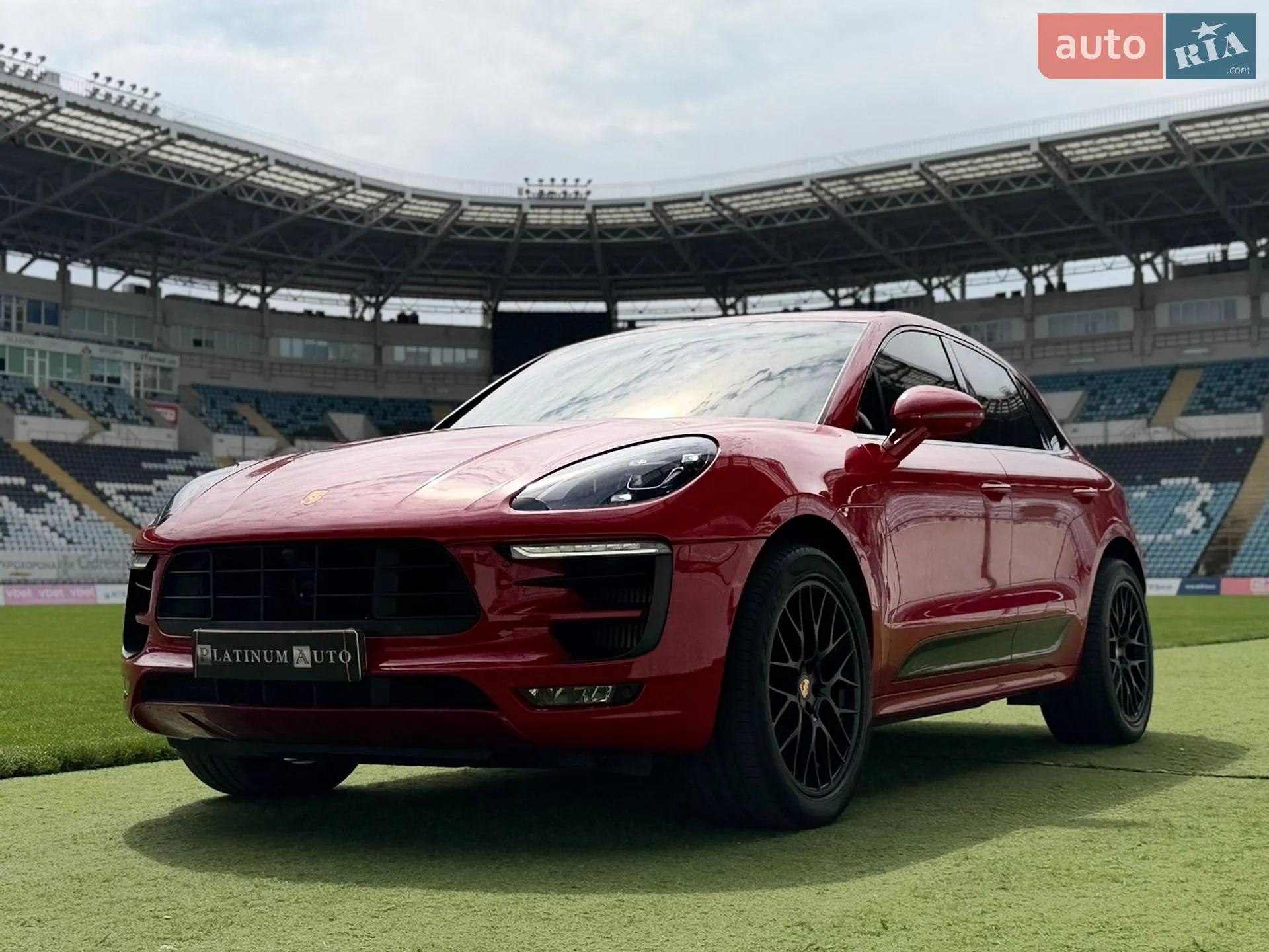 2017 Porsche Macan - мініатюра 10