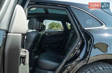 Внедорожник / Кроссовер Porsche Macan 2021 в Черновцах