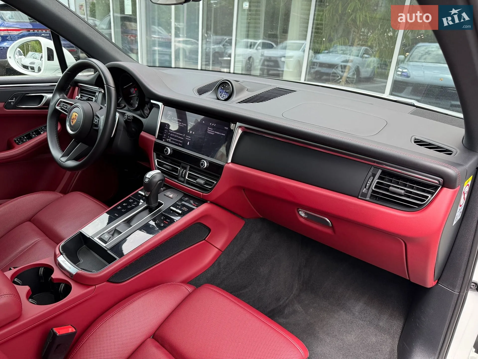 2022 Porsche Macan - мініатюра 14