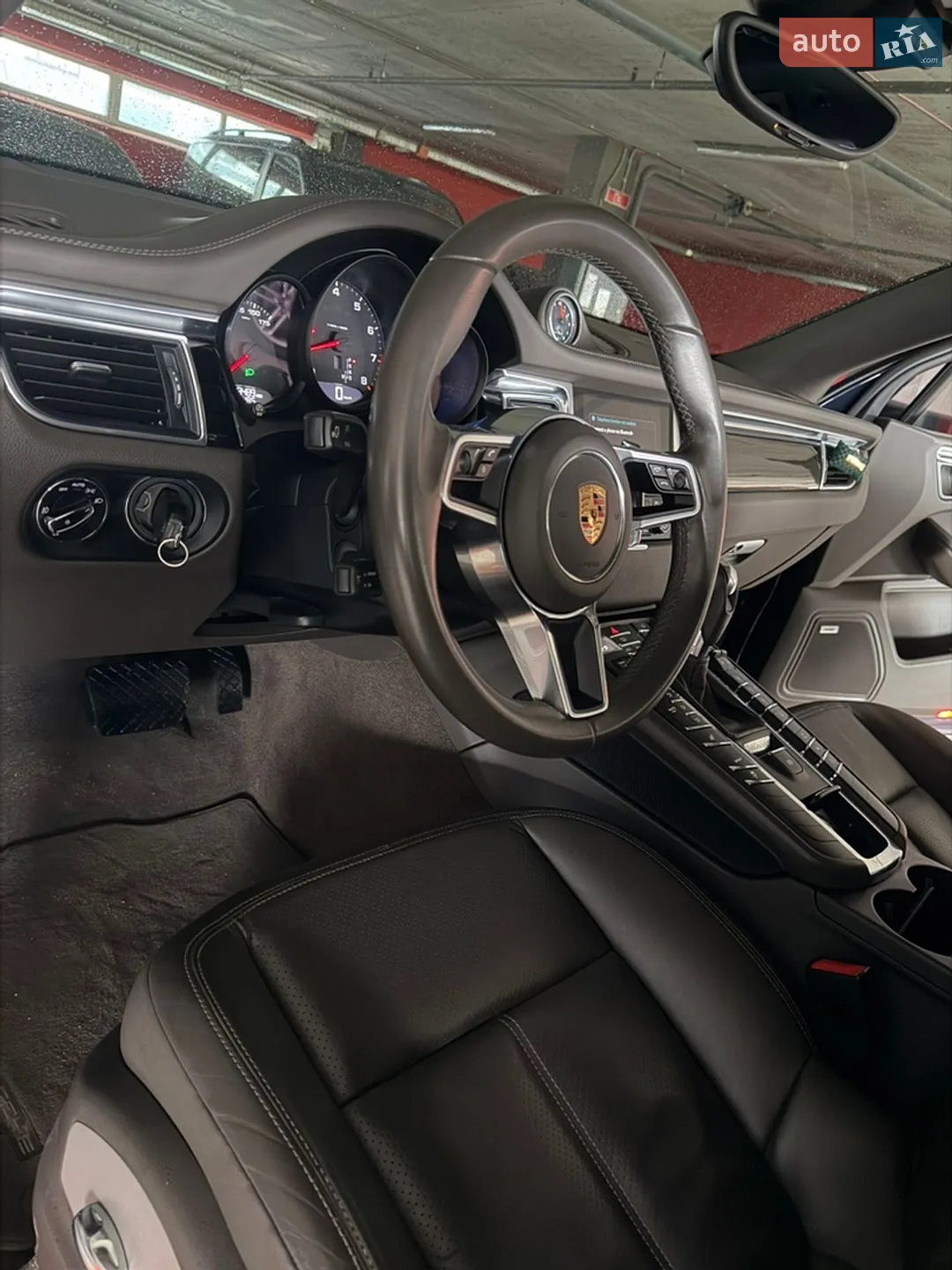 2017 Porsche Macan - мініатюра 12