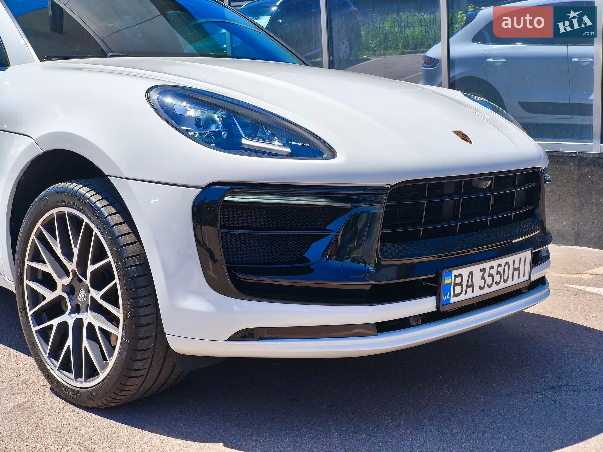 2020 Porsche Macan - мініатюра 3