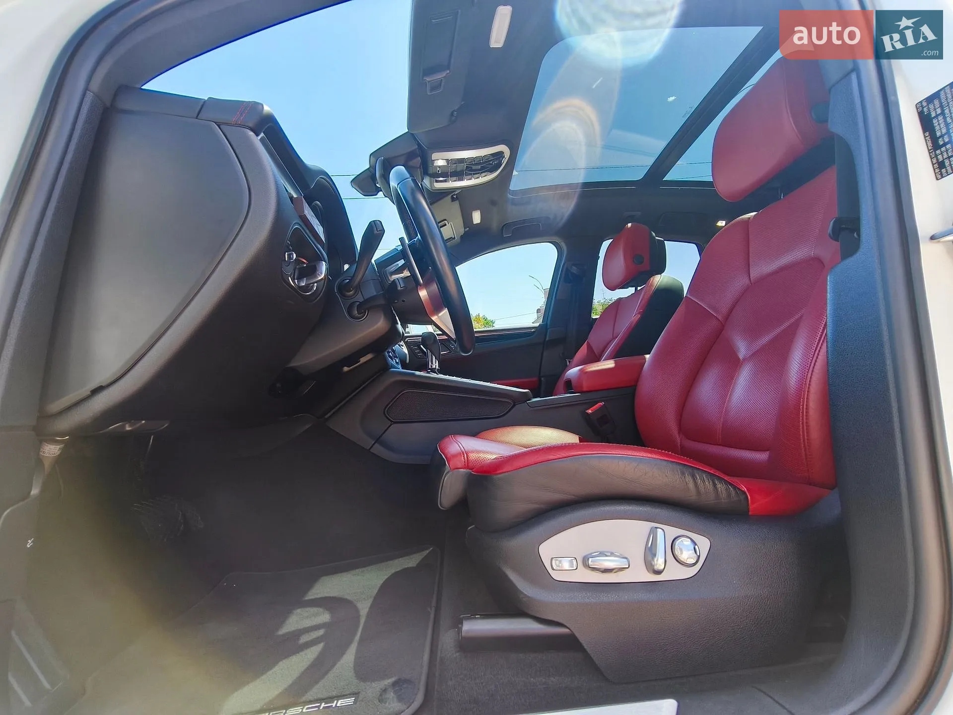 2020 Porsche Macan - мініатюра 19