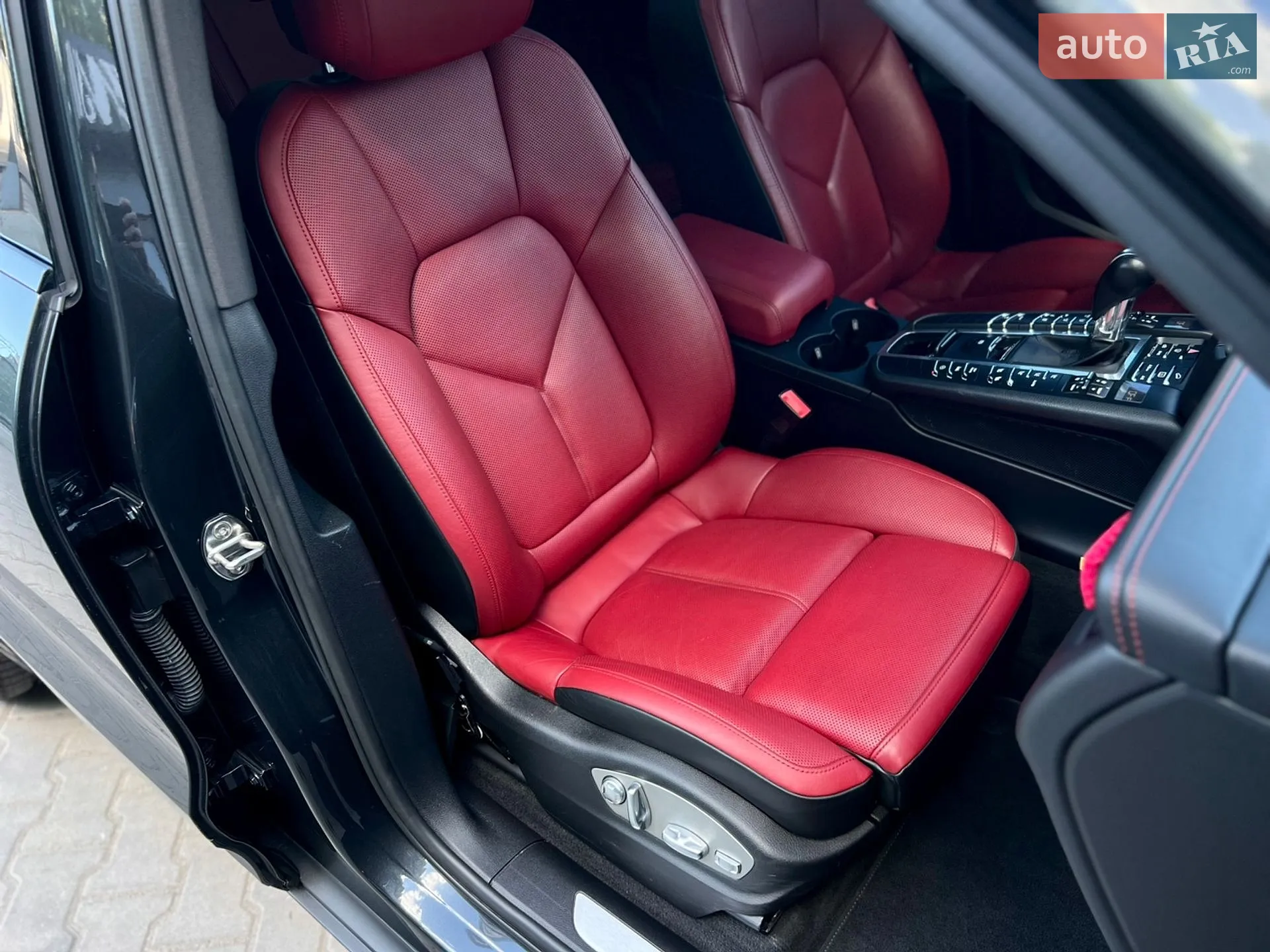 2018 Porsche Macan - мініатюра 30