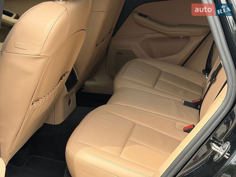 Внедорожник / Кроссовер Porsche Macan 2021 в Днепре