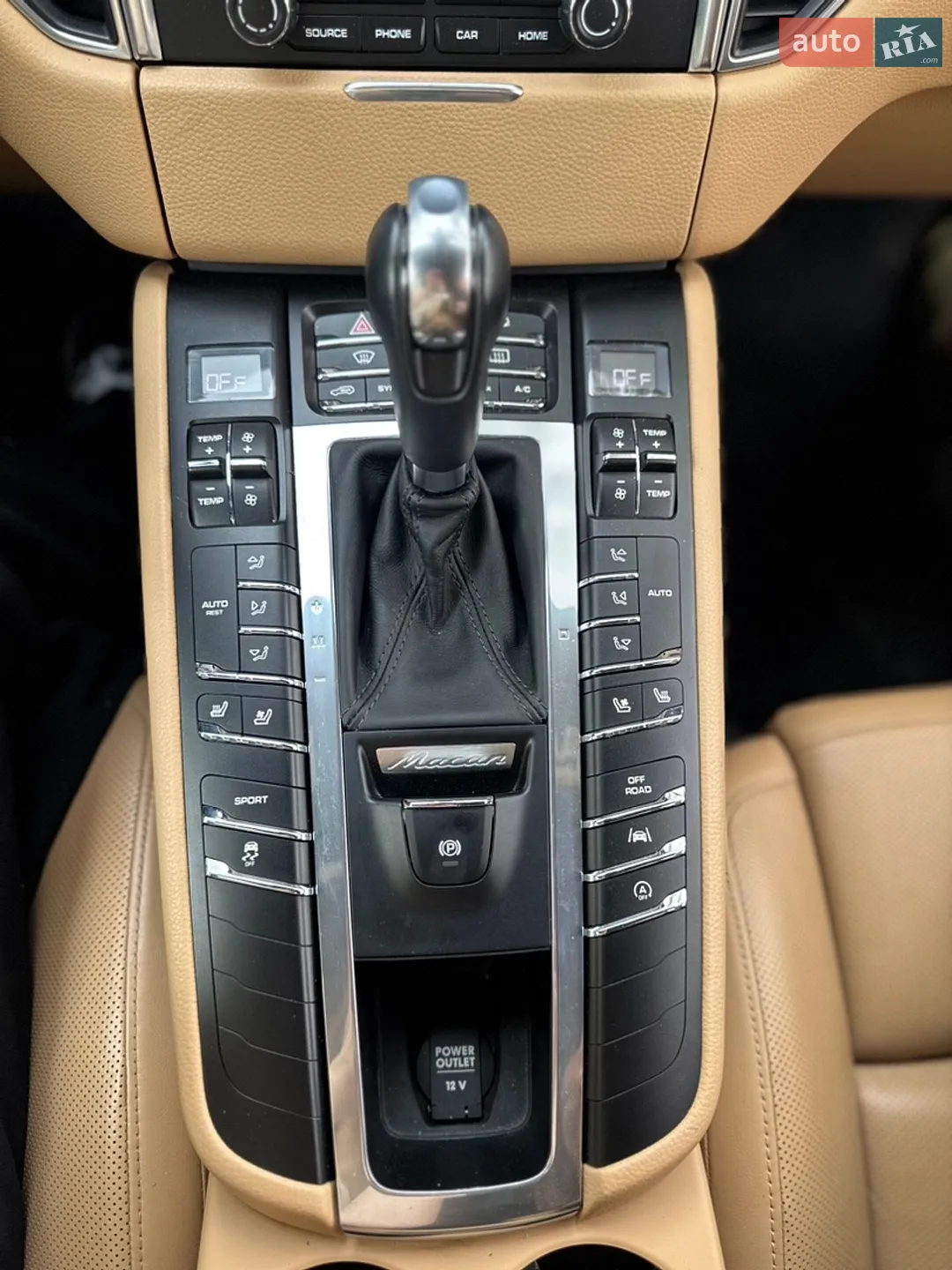2018 Porsche Macan - мініатюра 25