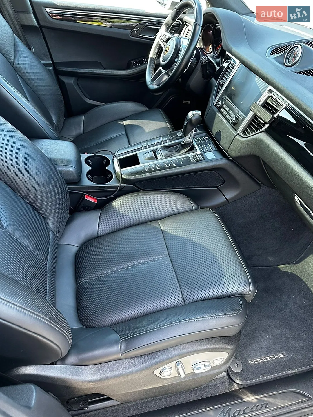 2016 Porsche Macan - мініатюра 10
