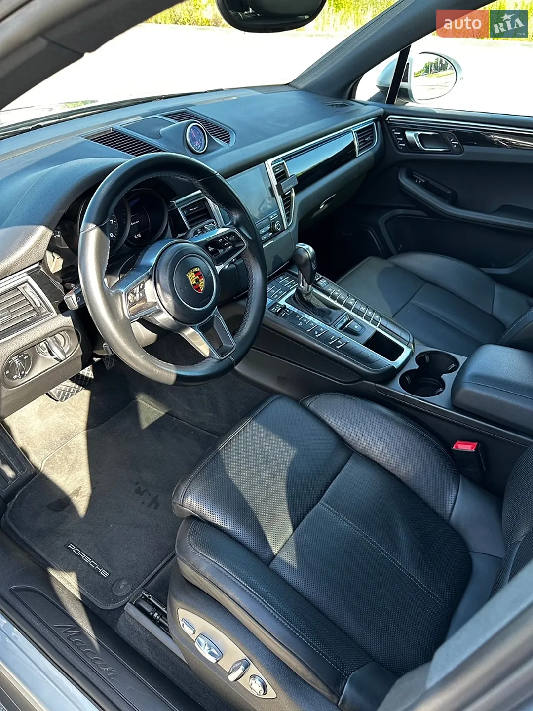2016 Porsche Macan - мініатюра 9