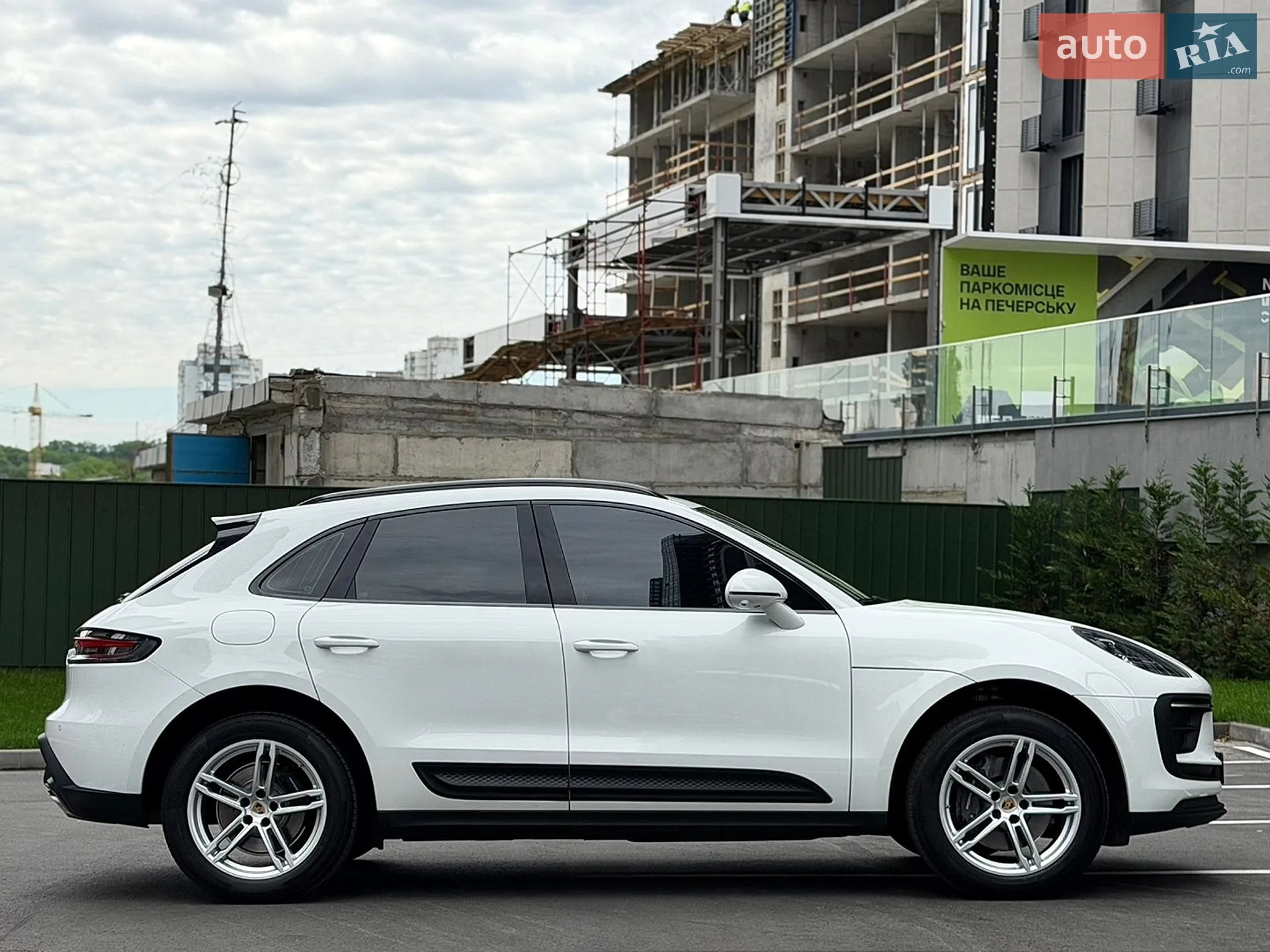 2023 Porsche Macan - мініатюра 24