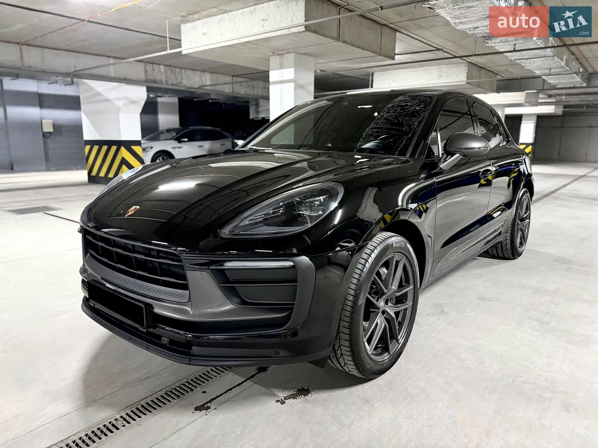 2022 Porsche Macan - мініатюра 2