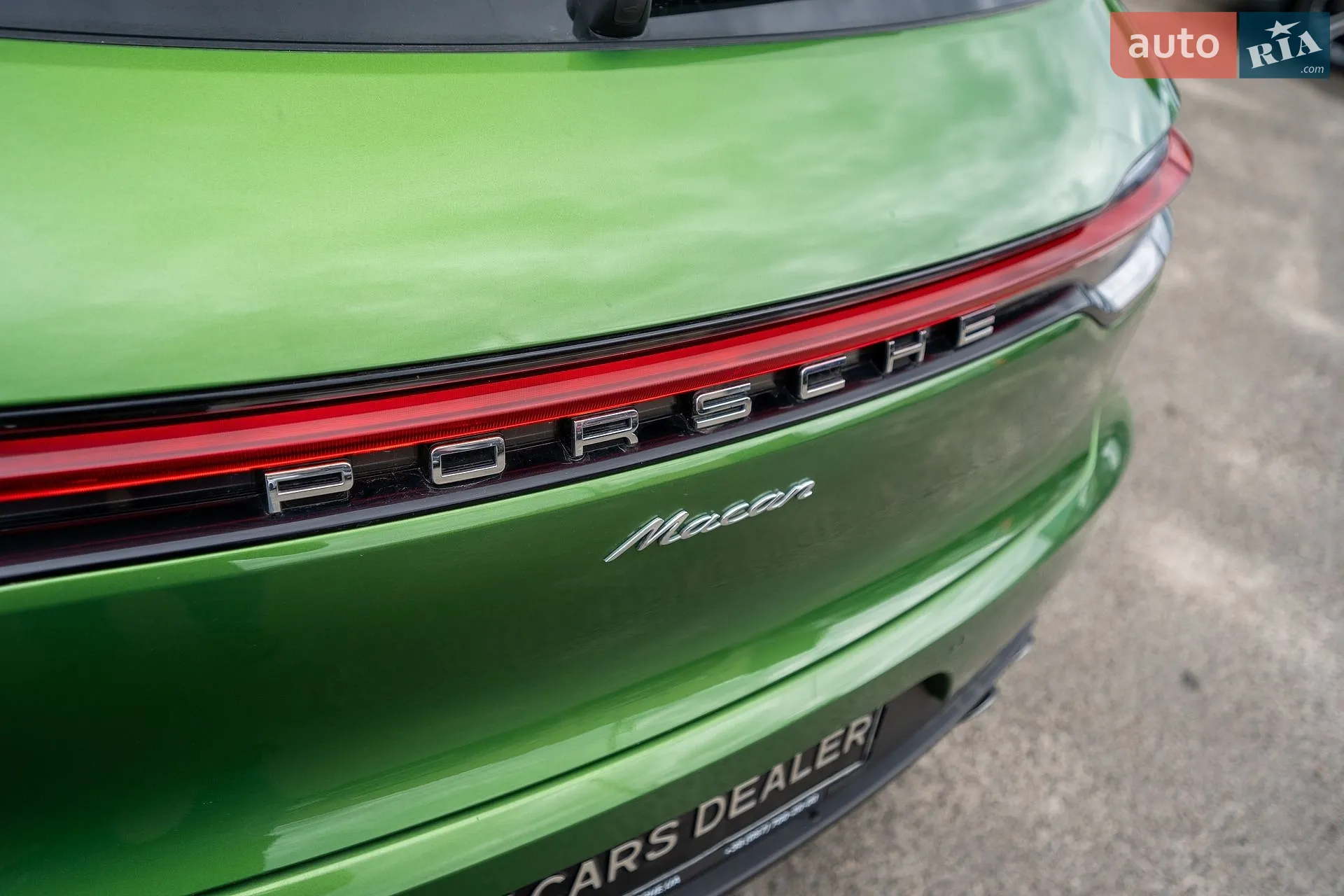 2021 Porsche Macan - мініатюра 17