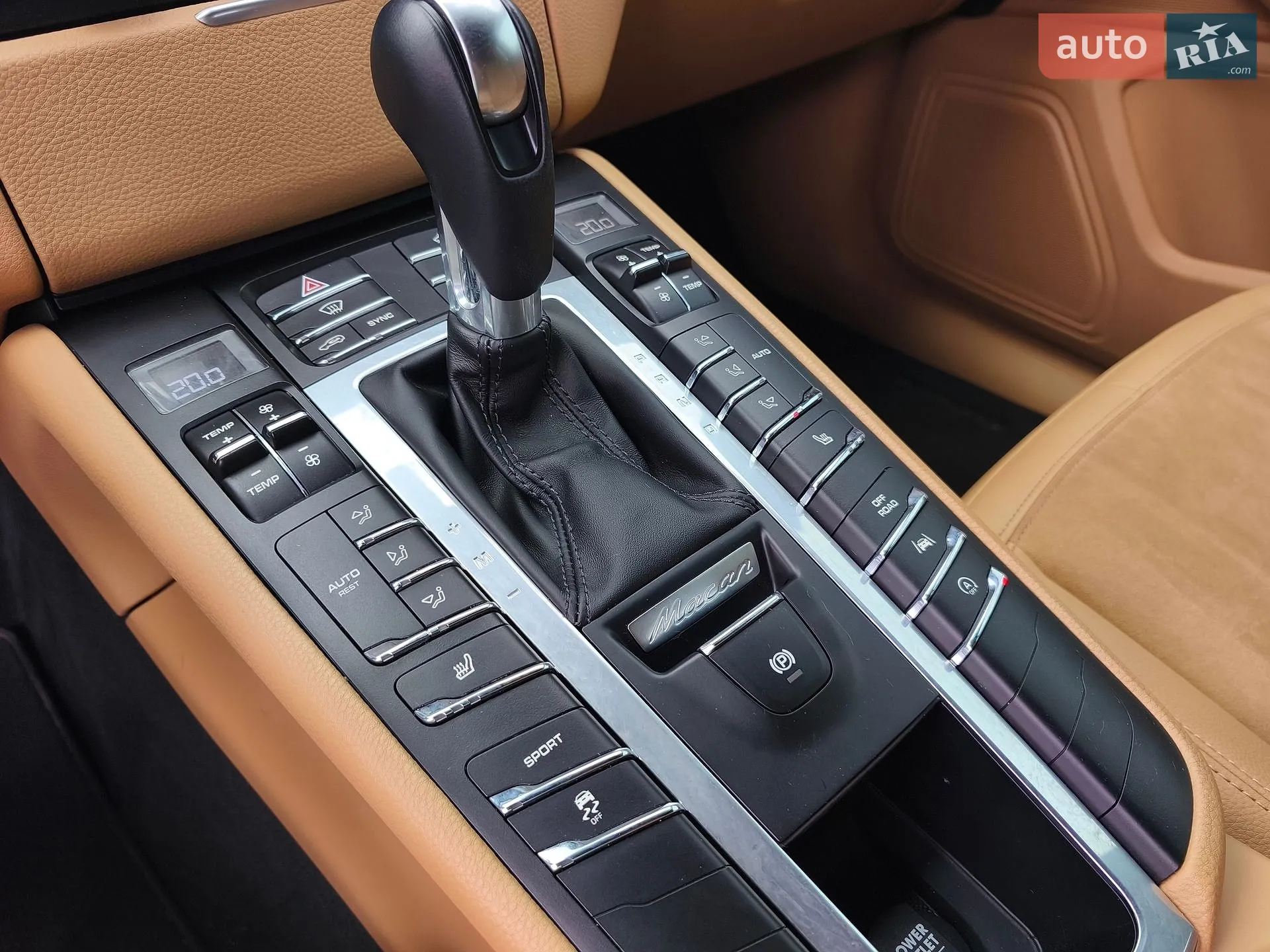 2017 Porsche Macan - мініатюра 18
