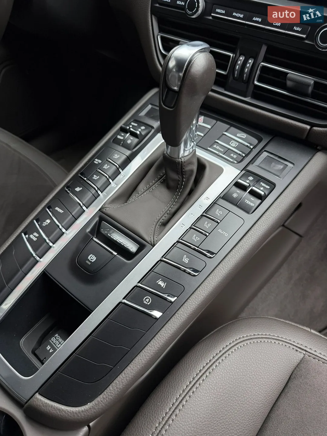 2019 Porsche Macan - мініатюра 19