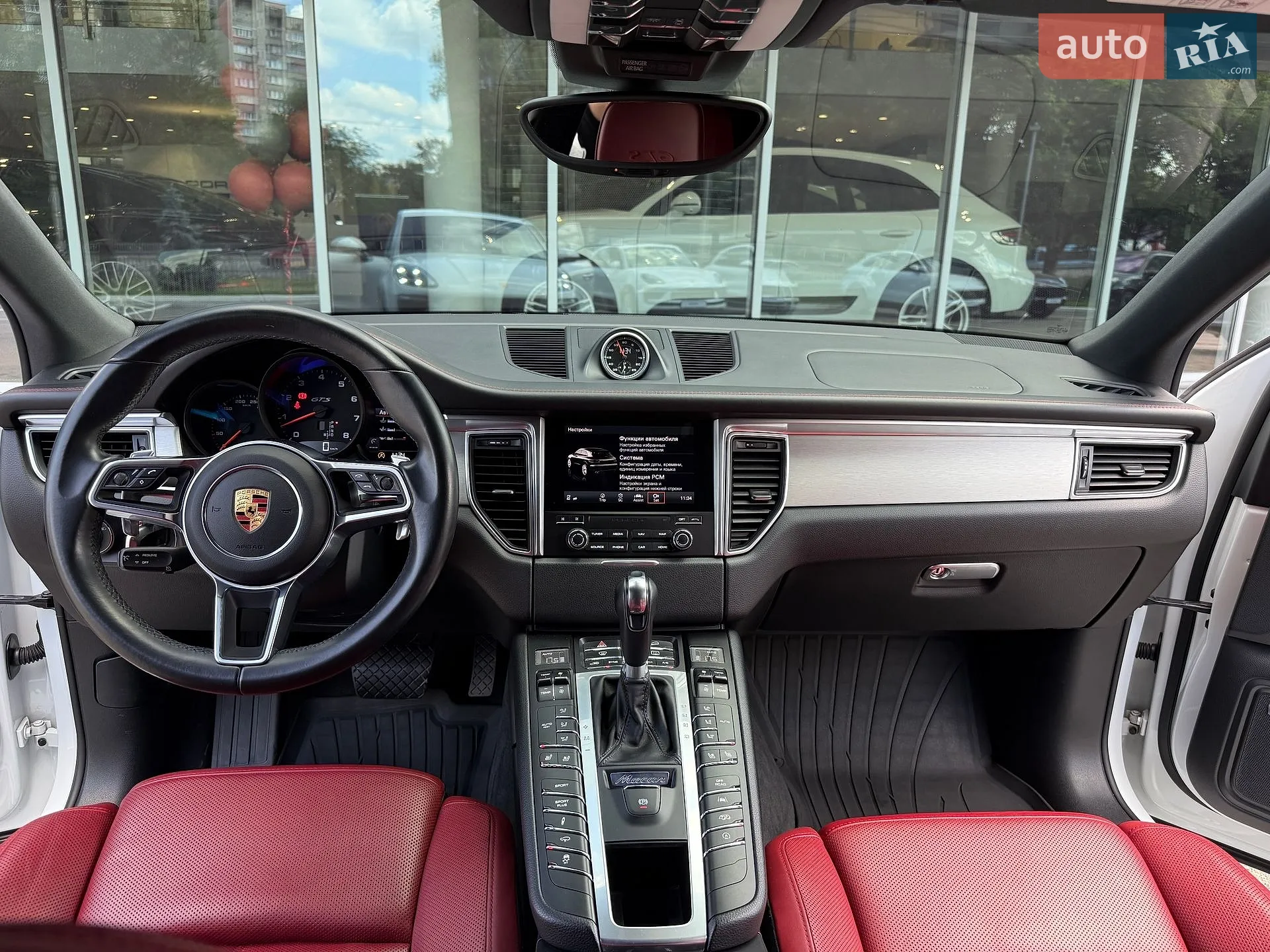 2016 Porsche Macan - мініатюра 24