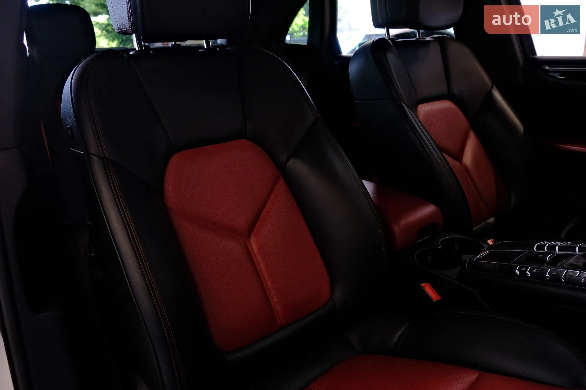 2019 Porsche Macan - мініатюра 41