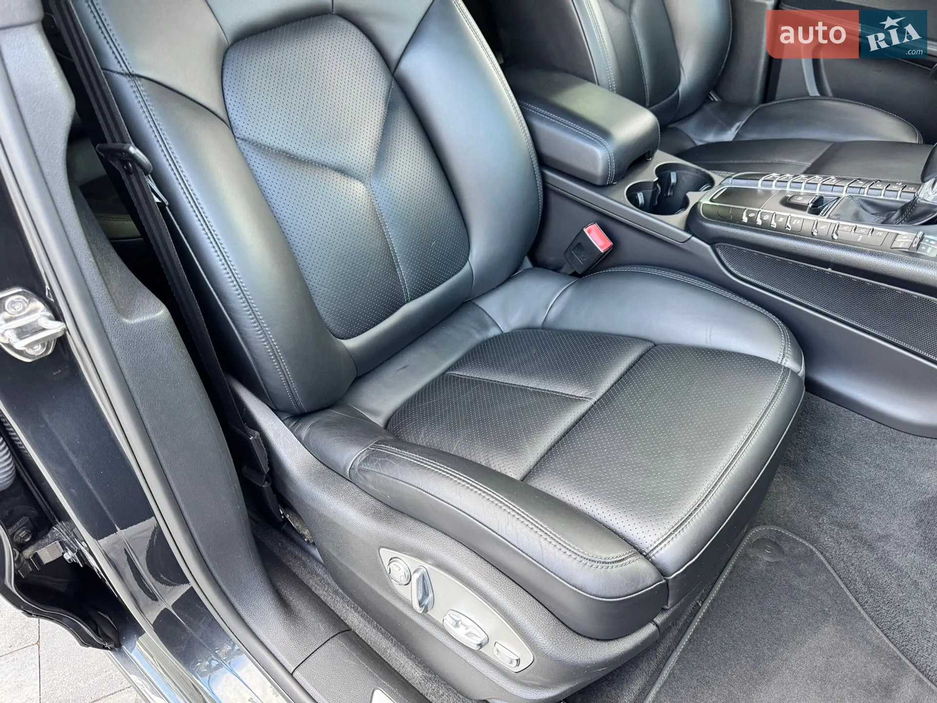 2016 Porsche Macan - мініатюра 69