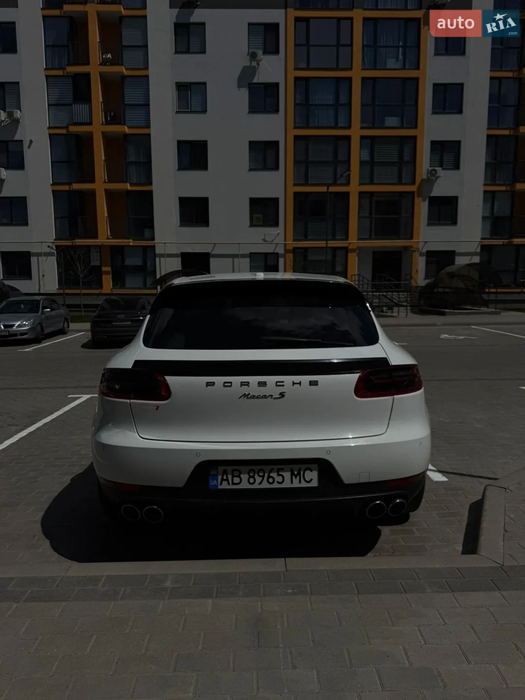2014 Porsche Macan - мініатюра 2