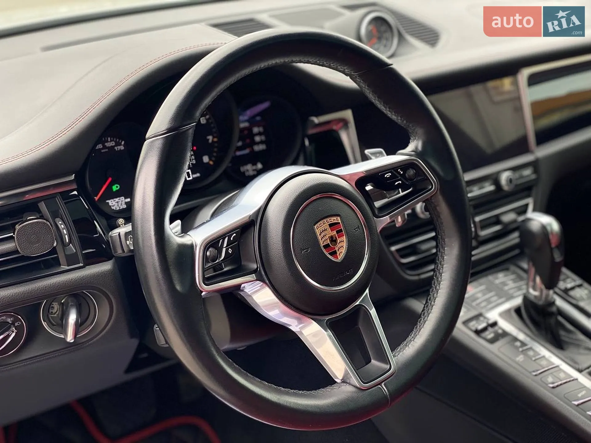 2018 Porsche Macan - мініатюра 24