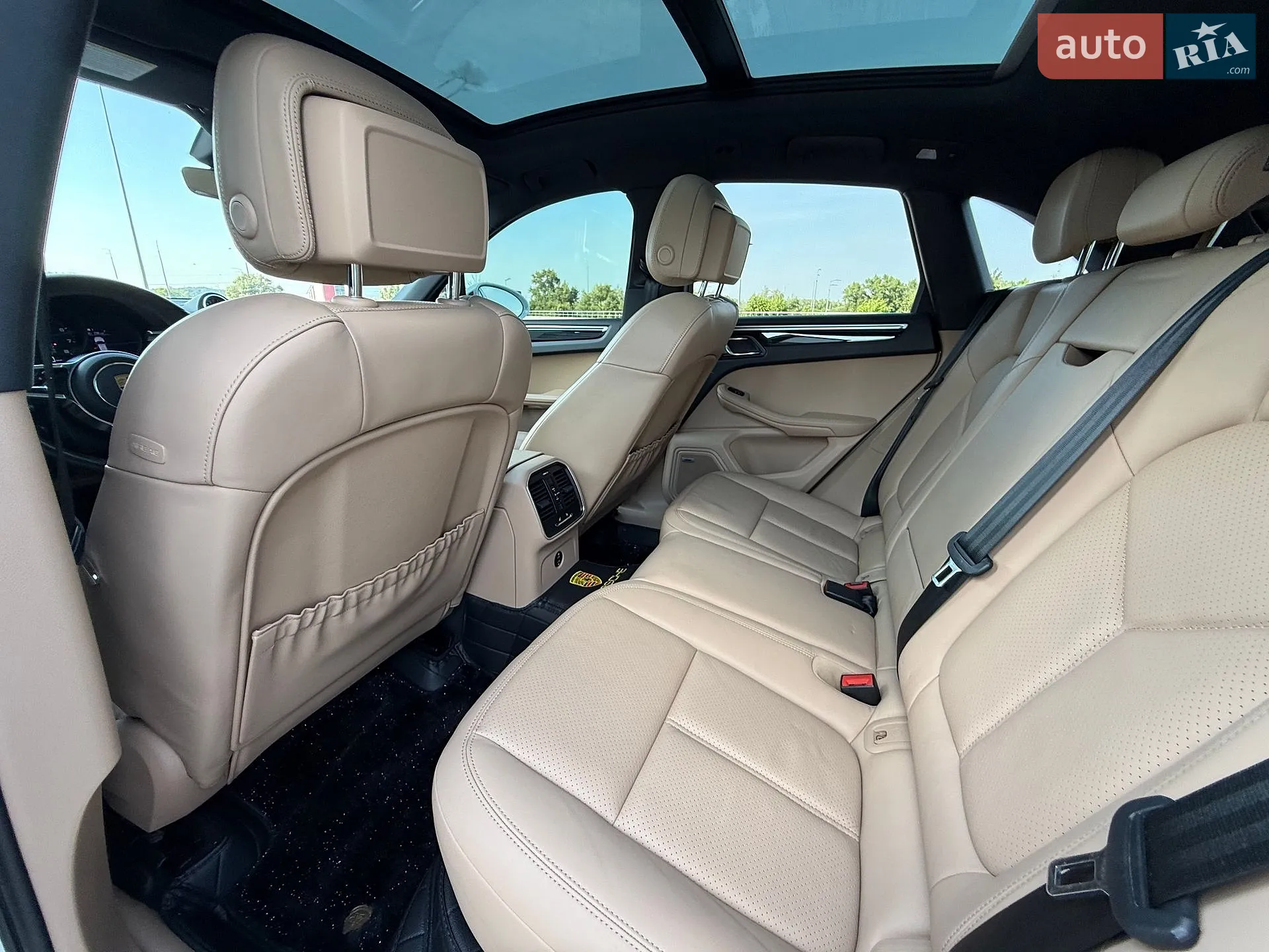 2020 Porsche Macan - мініатюра 23
