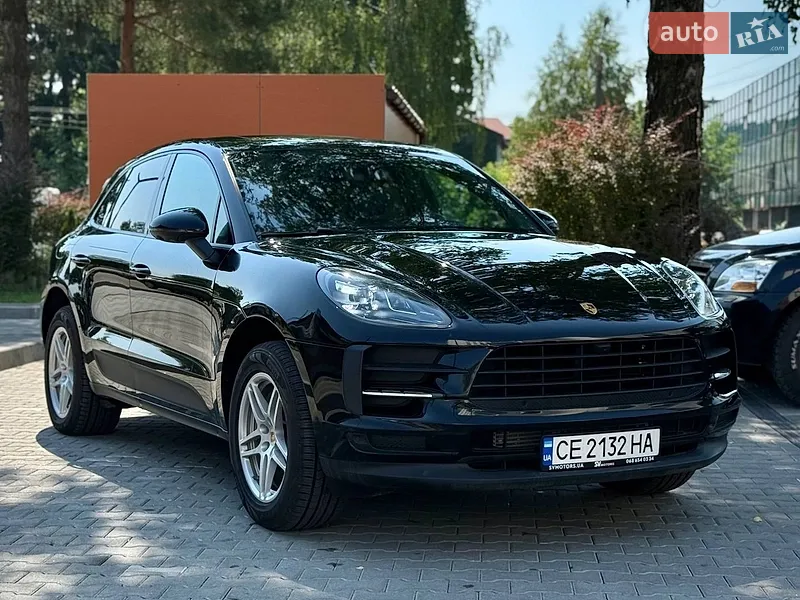 Porsche Macan 2021