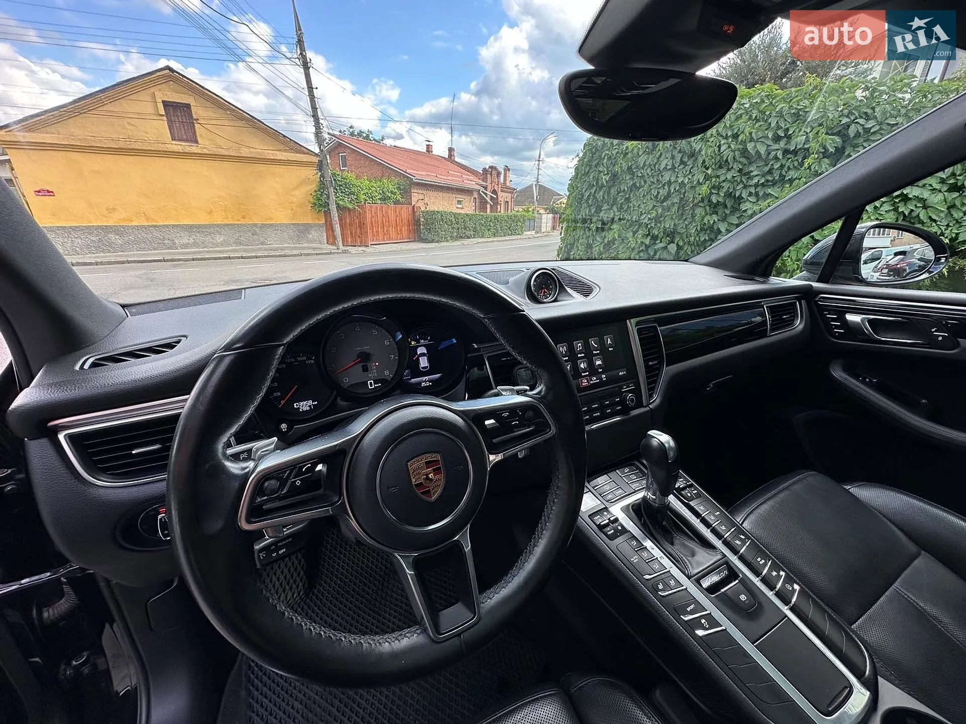 2017 Porsche Macan - мініатюра 31