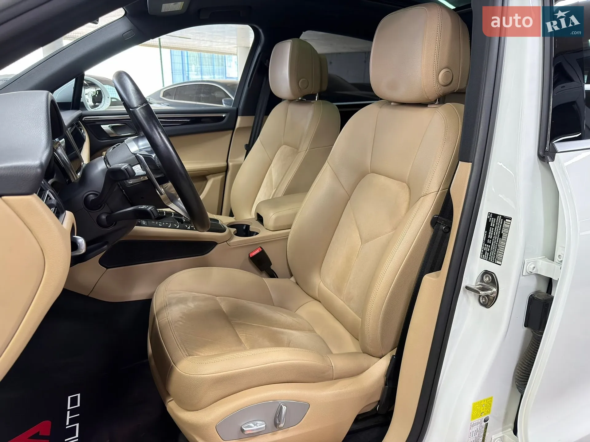 2019 Porsche Macan - мініатюра 20