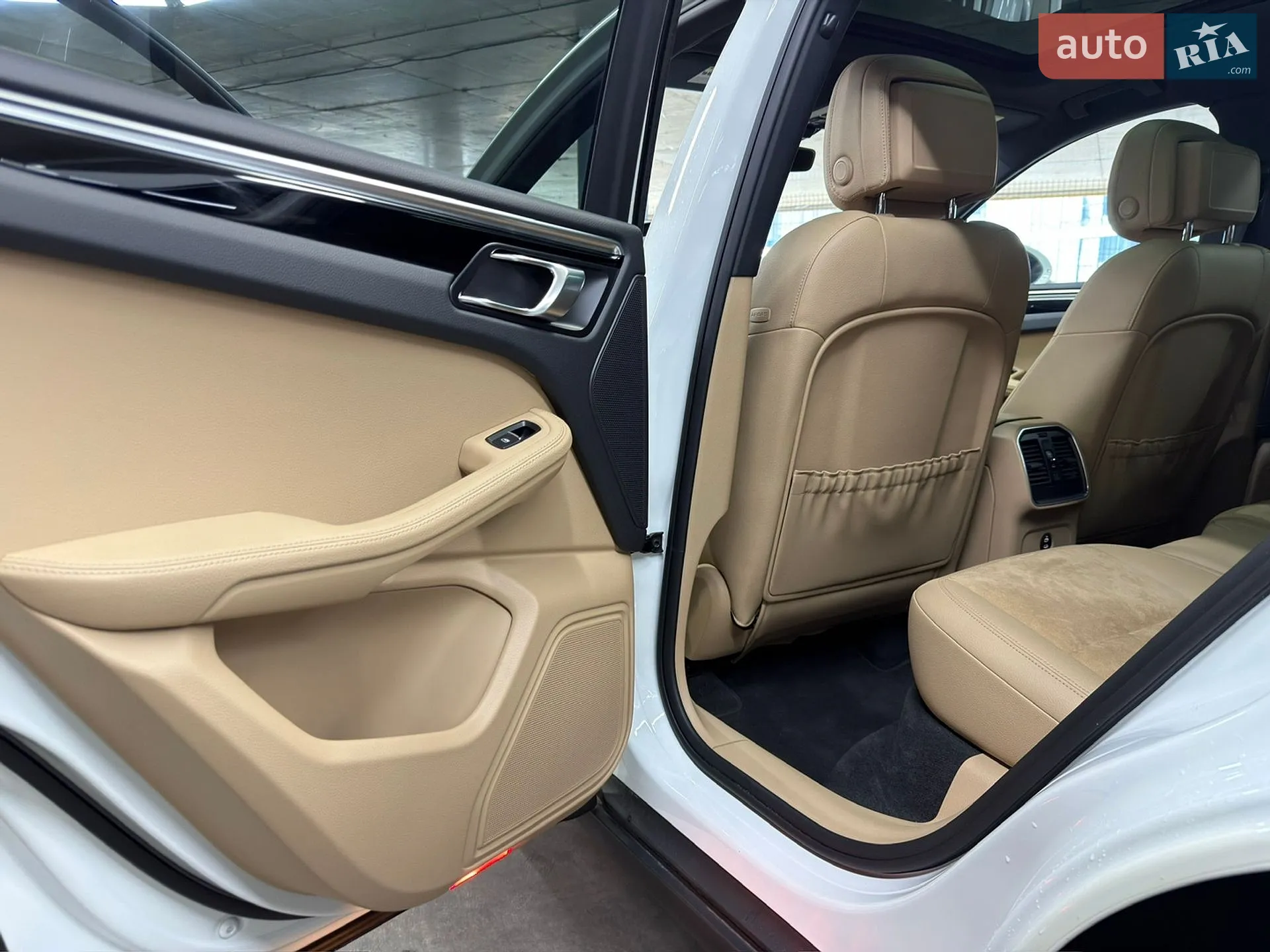 2019 Porsche Macan - мініатюра 23