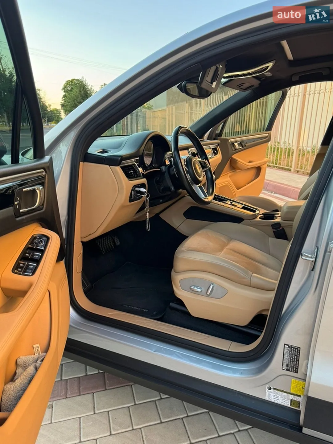 2017 Porsche Macan - мініатюра 8