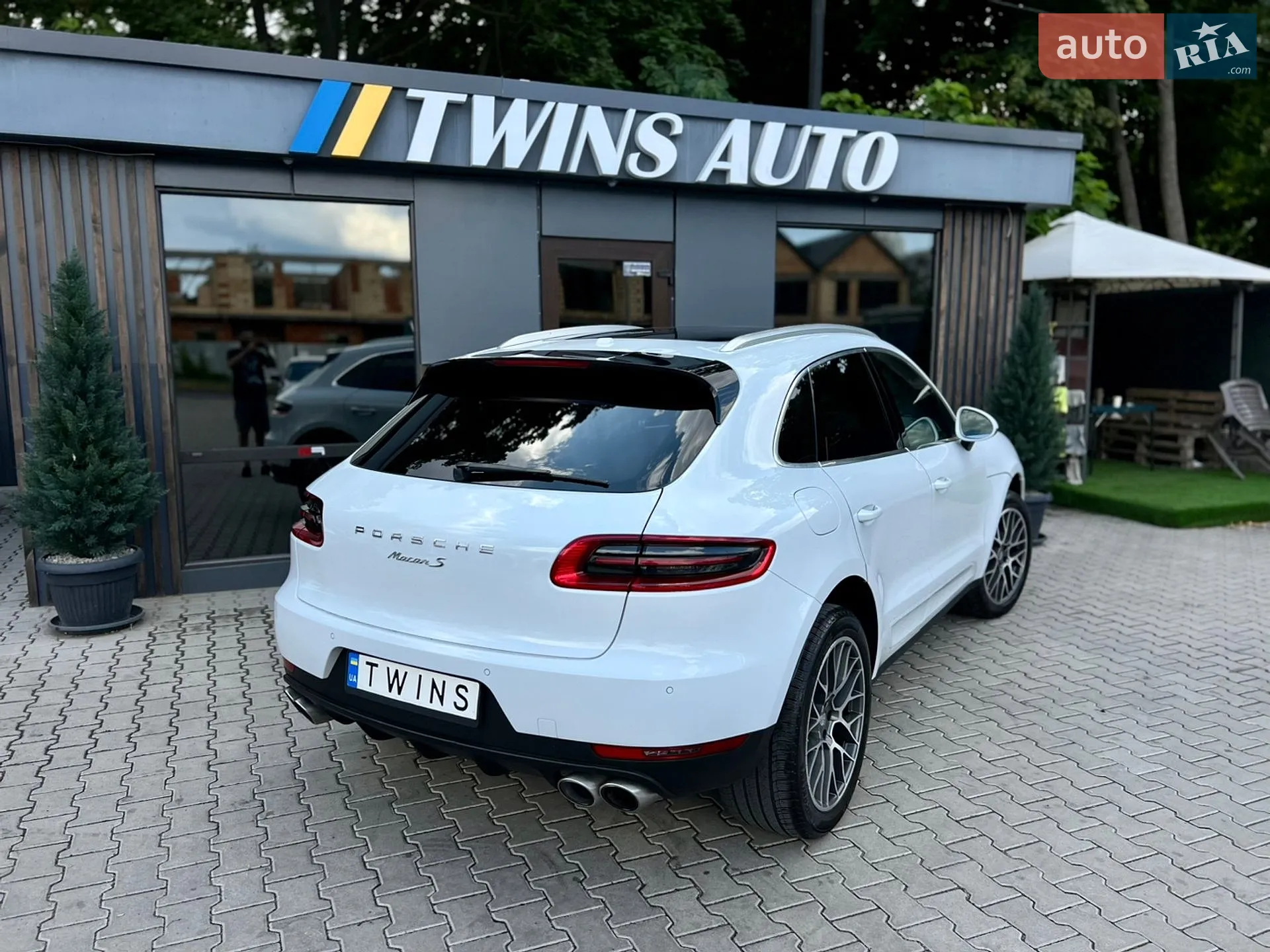 2017 Porsche Macan - мініатюра 18