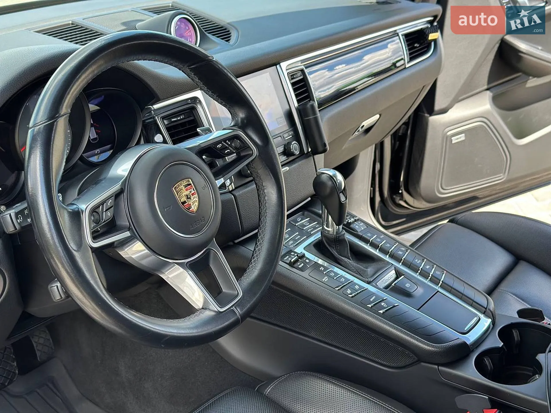 2018 Porsche Macan - мініатюра 9