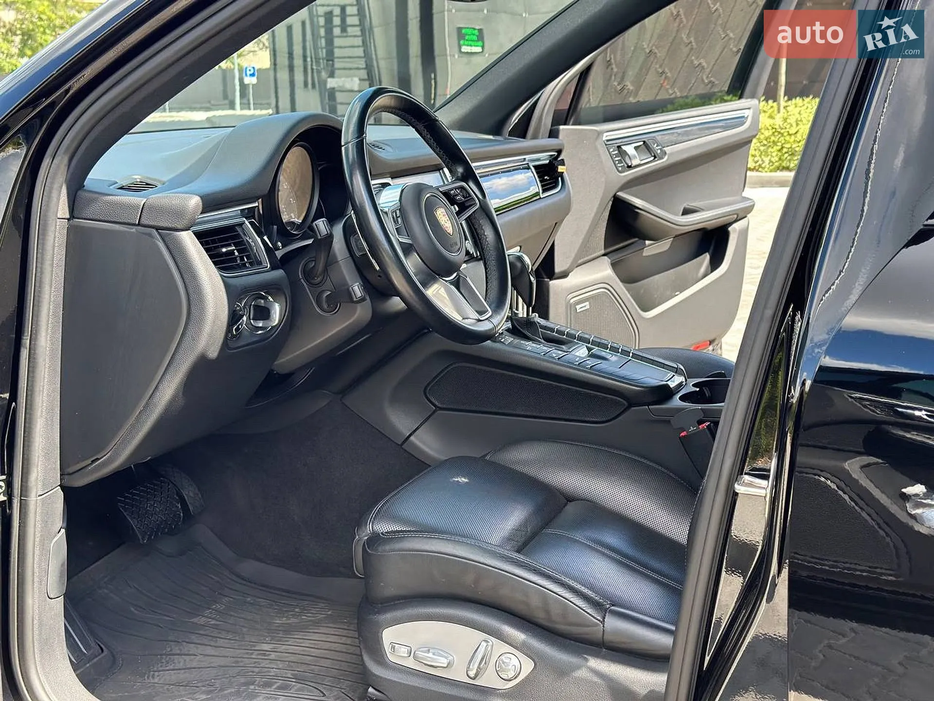 2018 Porsche Macan - мініатюра 11
