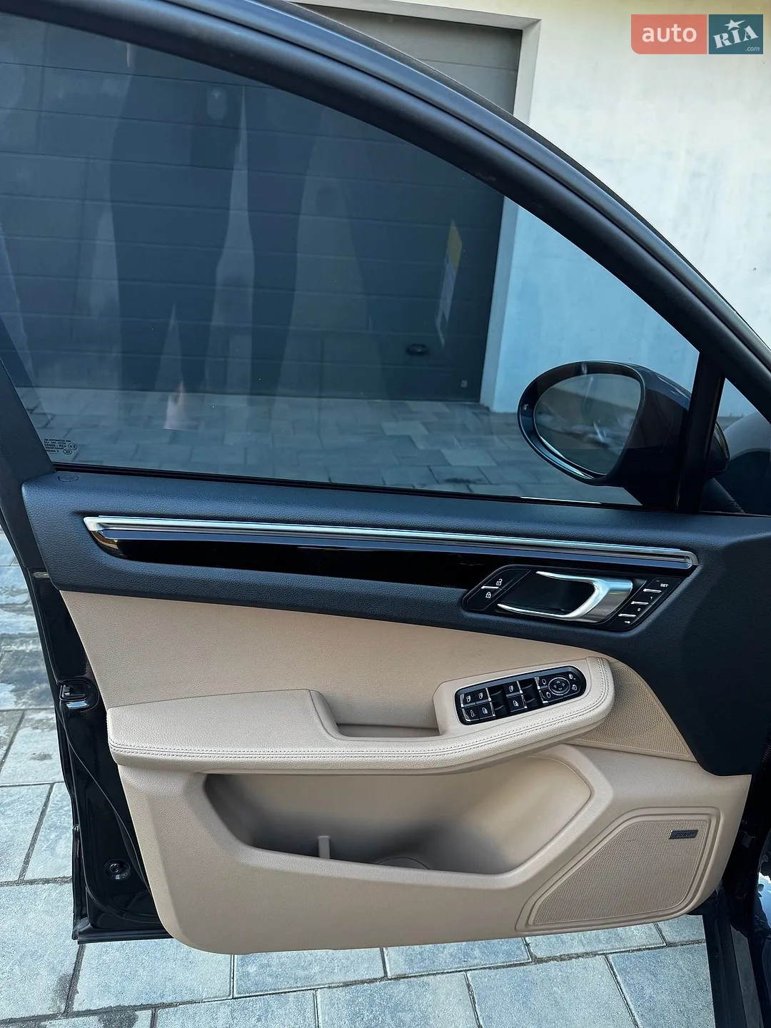 2021 Porsche Macan - мініатюра 16